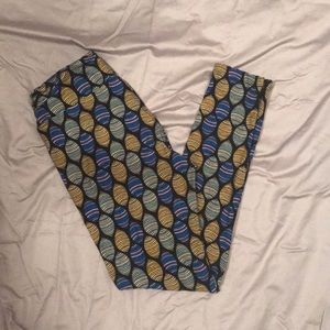 Lularoe “Easter egg” print leggings